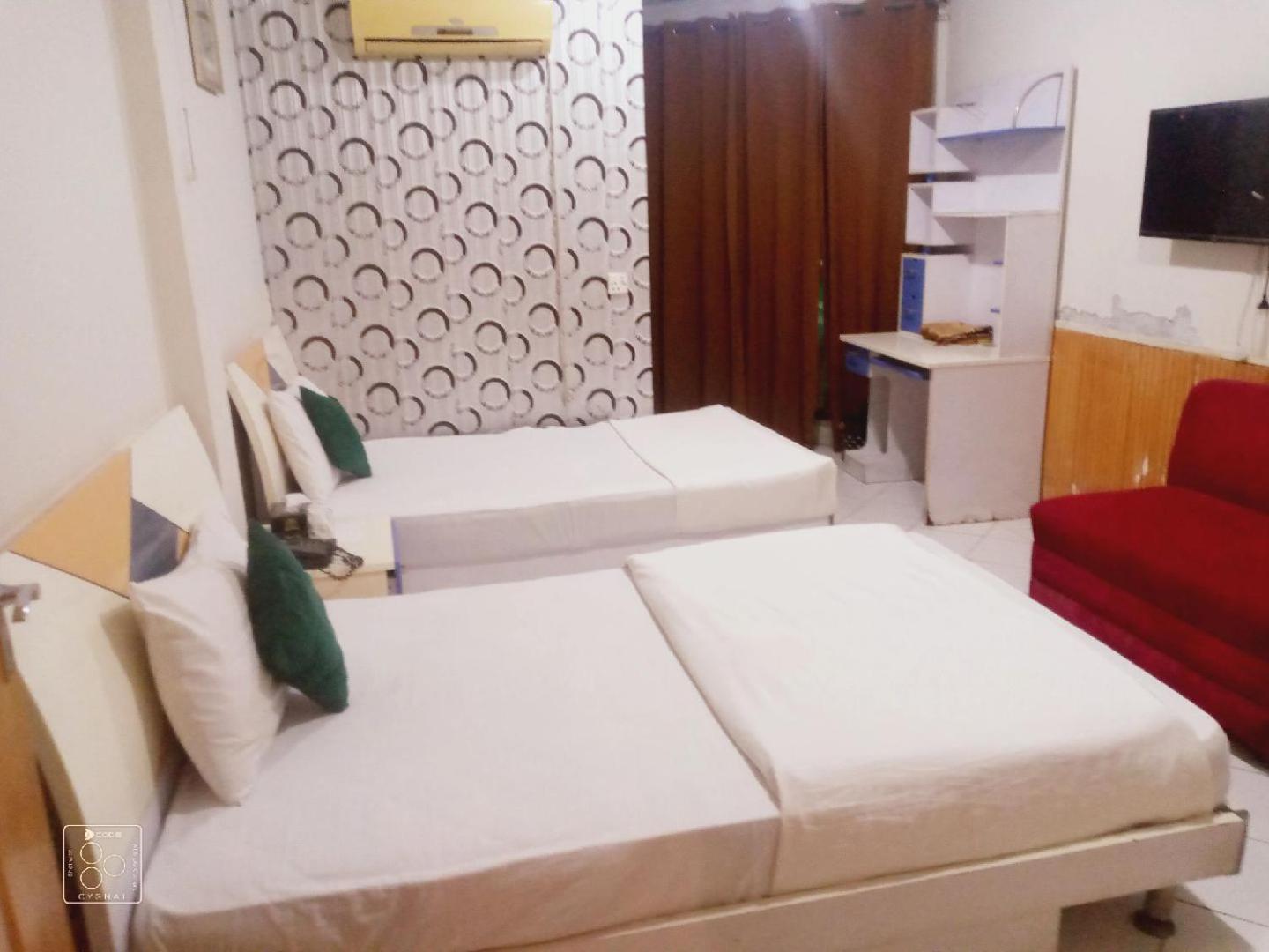 Hotel New Mid City Мултан Екстер'єр фото